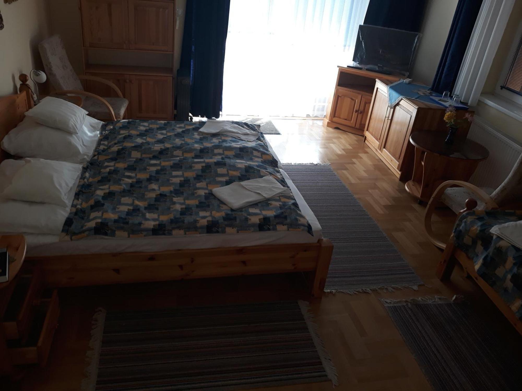 Kenezy Lux Apartman Vendeghaz Hajdúszoboszló Exterior foto